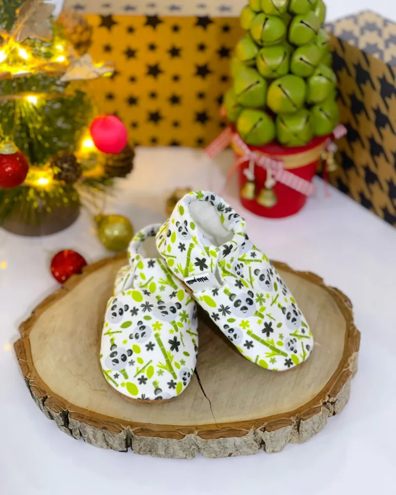 Unisex Bebek Beyaz Hakiki Deri Kaydırmaz Taban Patik (0-3 ay)